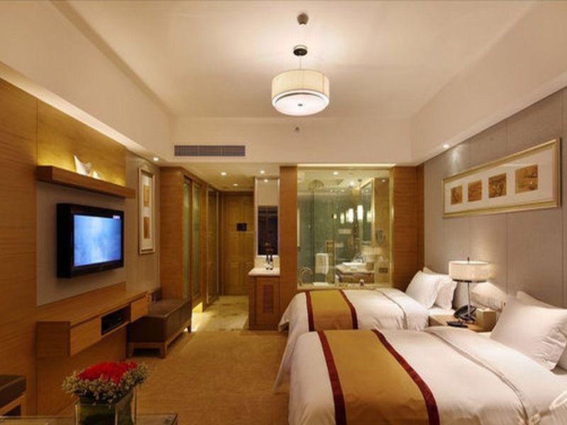 Sovereign Hotel Zhanjiang Eksteriør billede