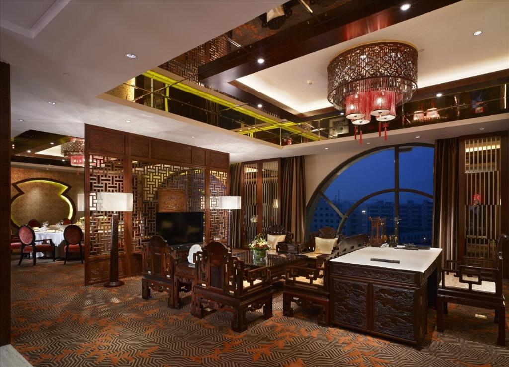 Sovereign Hotel Zhanjiang Eksteriør billede