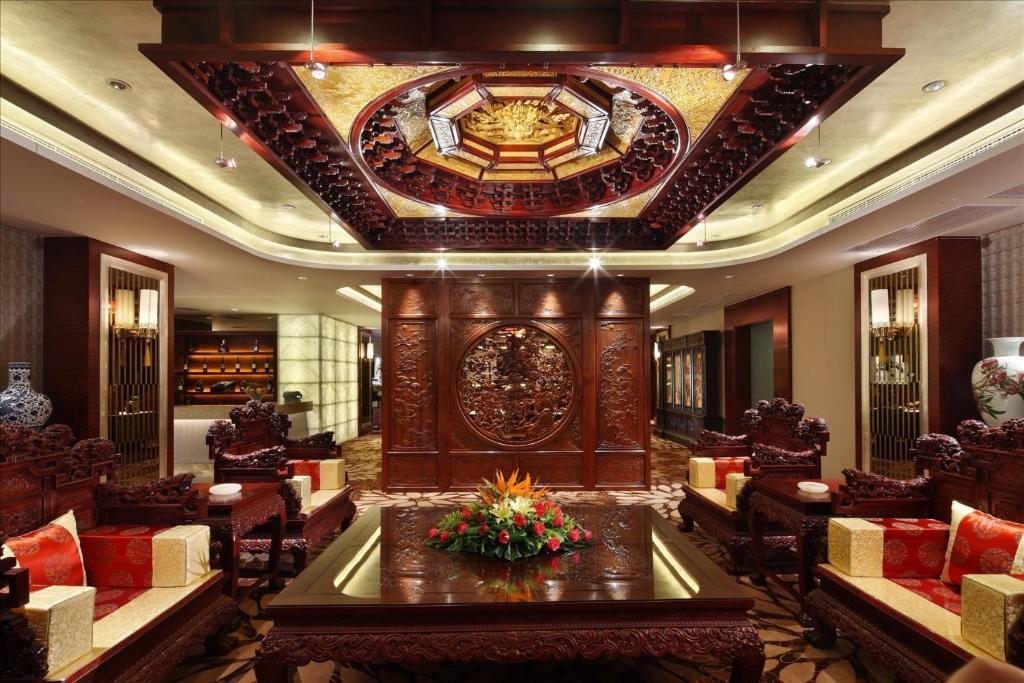 Sovereign Hotel Zhanjiang Eksteriør billede